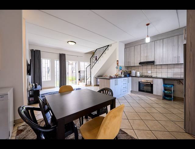 3 BEDROOM TOWNHOUSE FOR SALE IN HALFWAY GARDENS